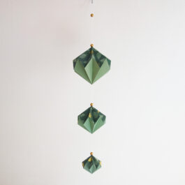 Suspension origami diamants