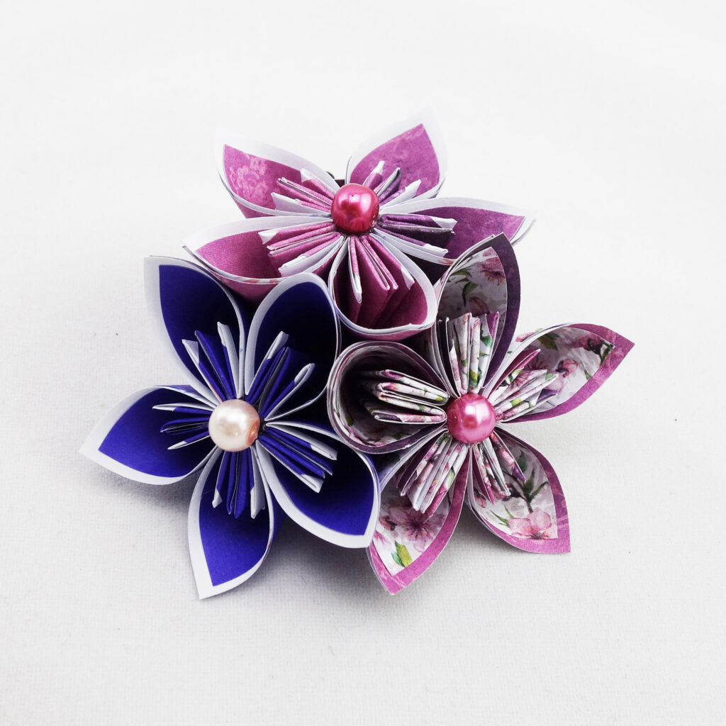 Ruban Brodé Pour Bouquet De Mariage | Charm Bouquet Pour Fleurs De Mariage | Monogramme Personnalisé | Un Cadeau Personnalisé Pour Une Future Mariée - France